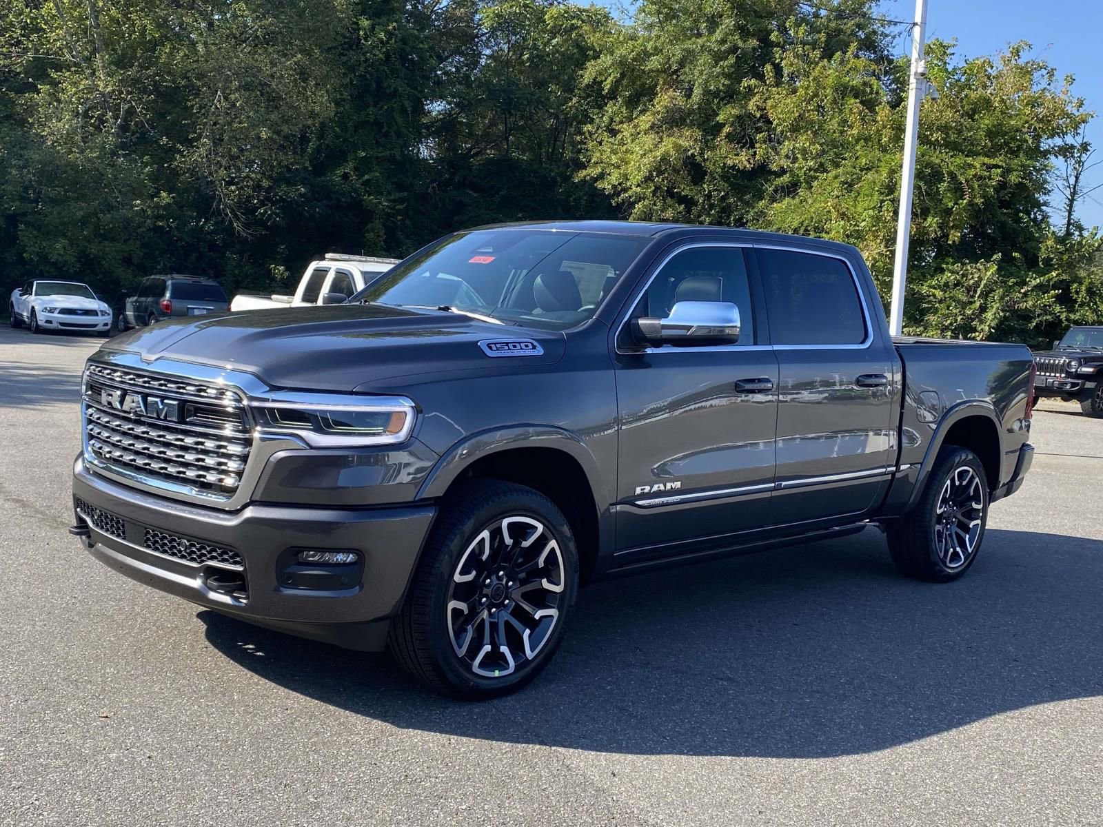 New 2026 RAM 1500 Limited w/ Body Color Bumper Group image 3