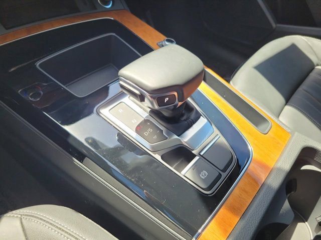 Certified 2023 Audi Q5 2.0T Premium w/ Convenience Package image 31