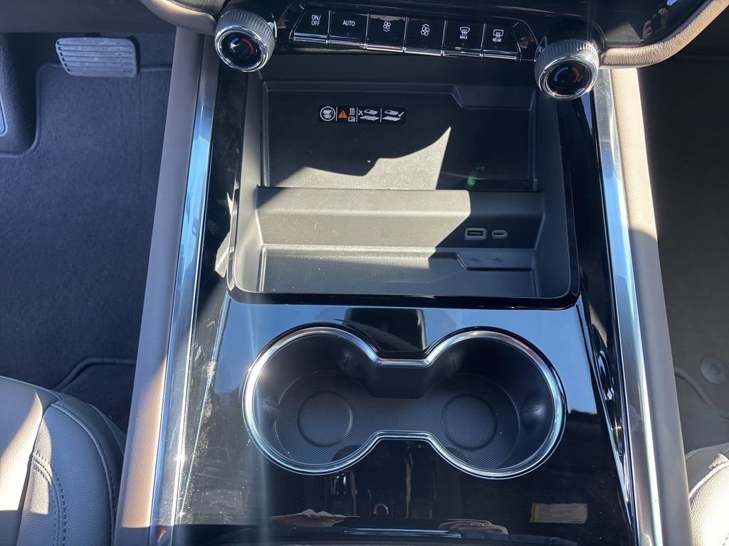 New 2026 Chevrolet Tahoe LT w/ Comfort Package image 25