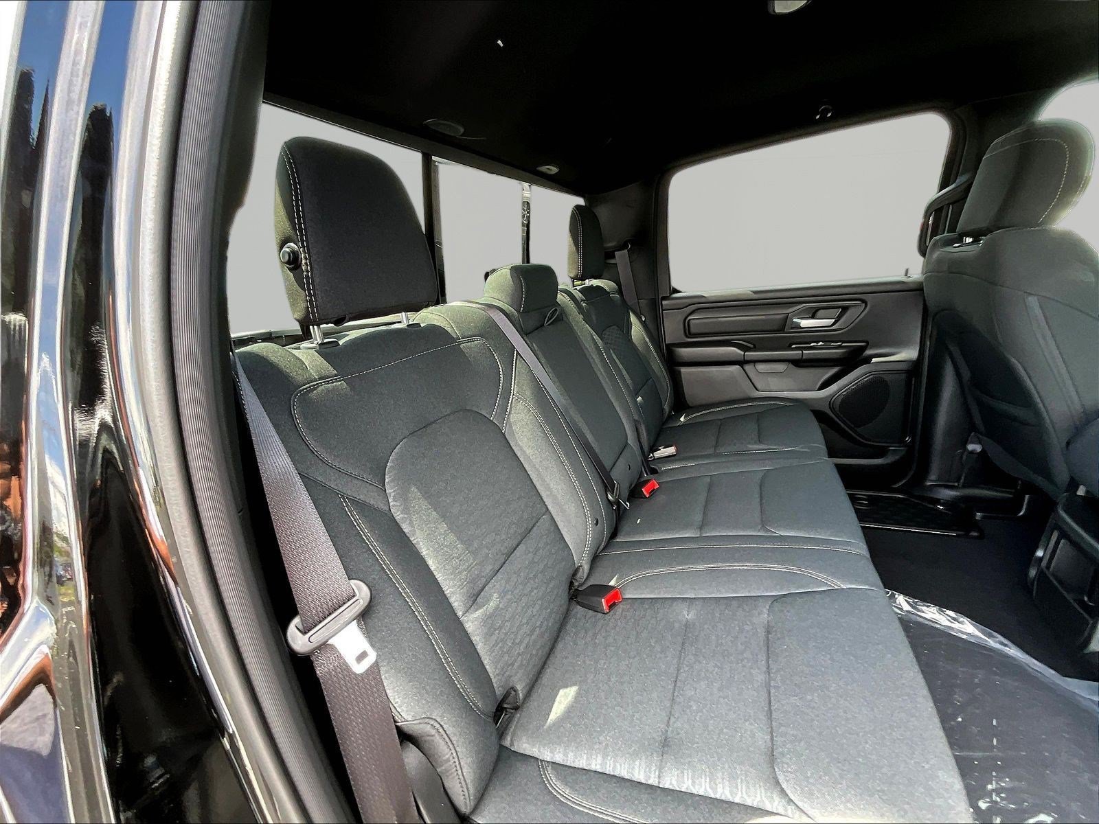 New 2026 RAM 1500 Express AWD/4WD image 20