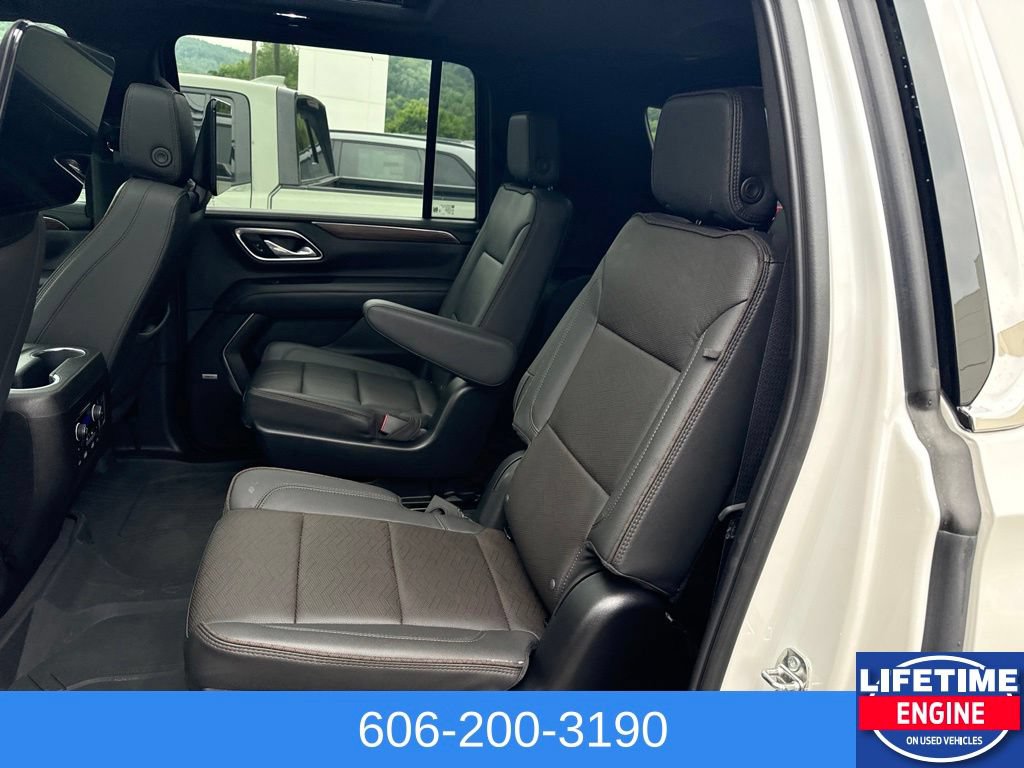 Used 2024 Chevrolet Suburban High Country w/ Advanced Technology Package AWD/4WD image 15