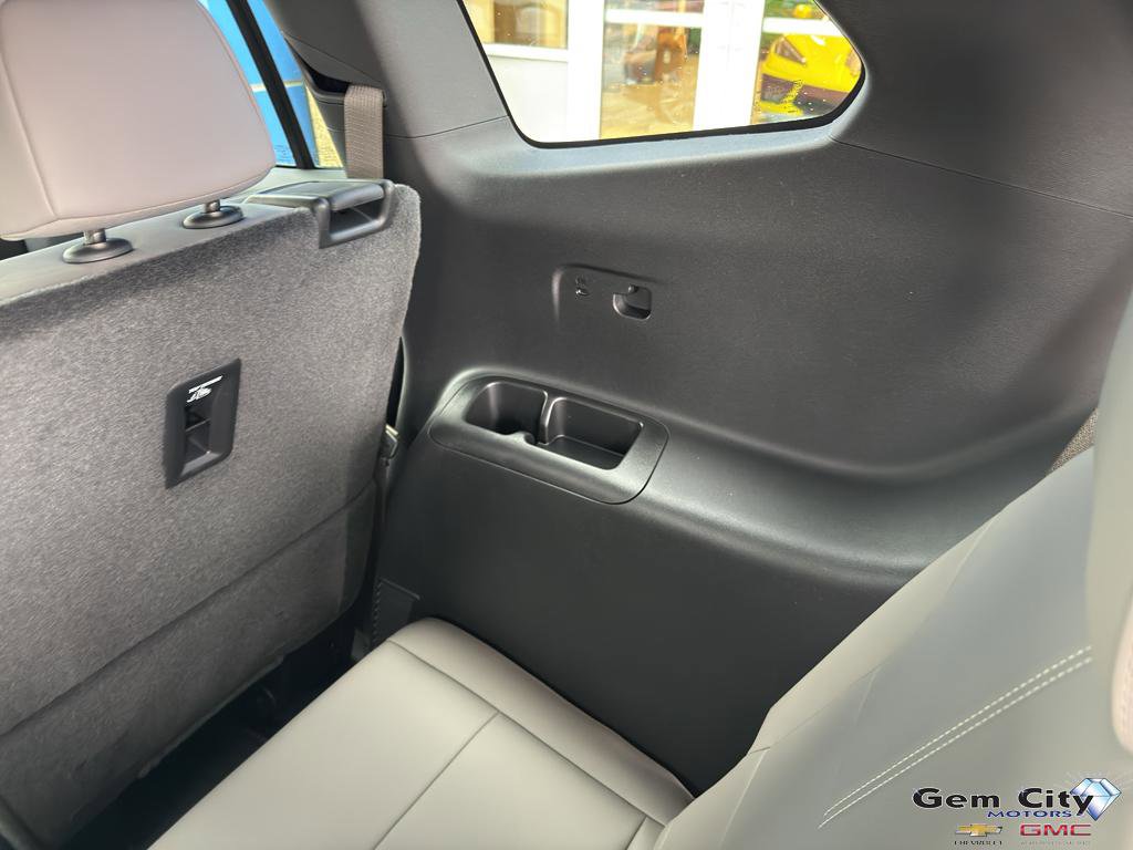 New 2026 GMC Acadia Elevation w/ Elevation Premium Package AWD/4WD image 12