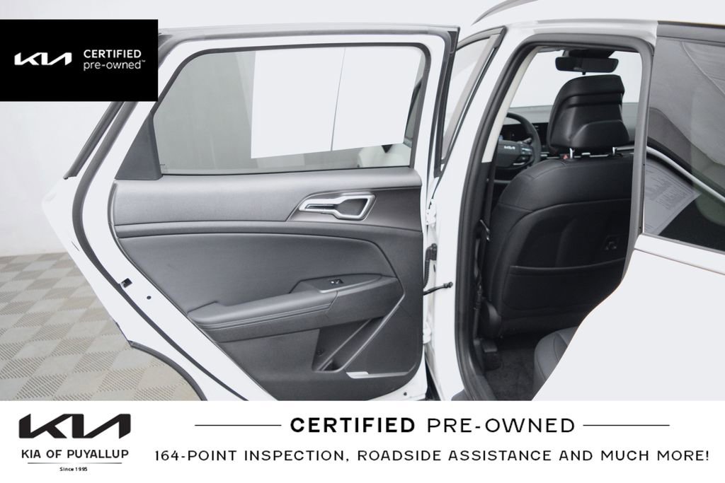 Certified 2026 Kia Sportage EX w/ EX Panoramic Sunroof Package AWD/4WD image 12