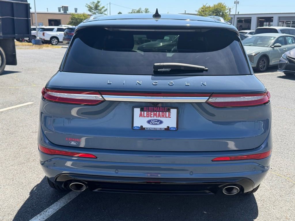 Used 2023 Lincoln Corsair Grand Touring w/ Equipment Group 302A image 4