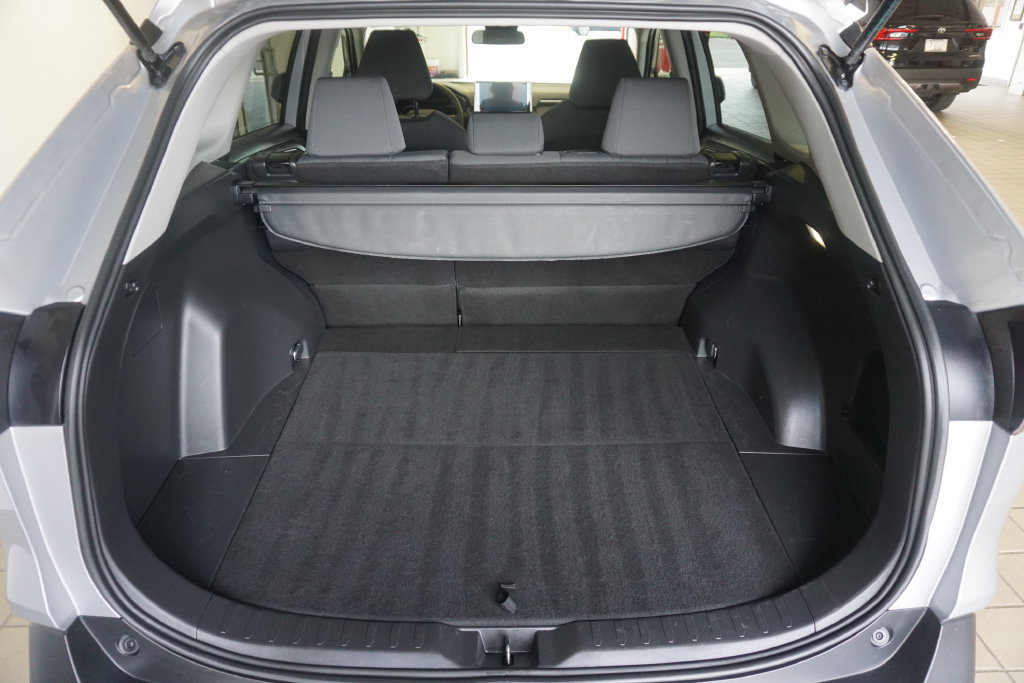 Certified 2025 Toyota RAV4 XLE AWD/4WD image 16