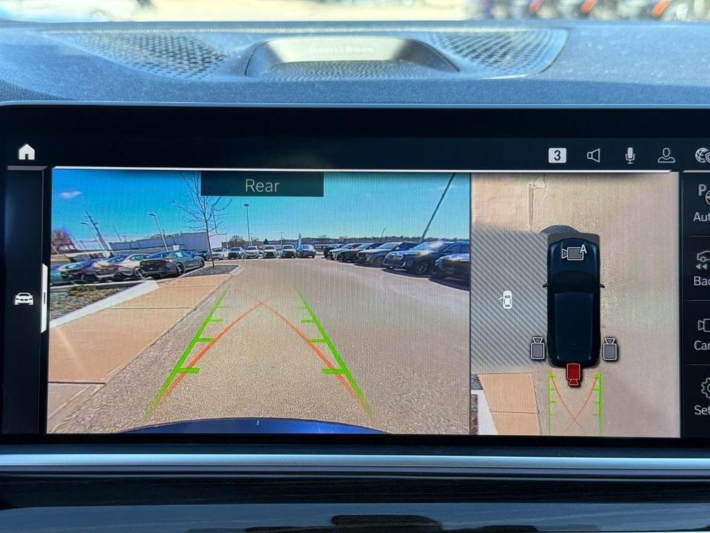 Used 2019 BMW X5 xDrive50i w/ M Sport Package image 20