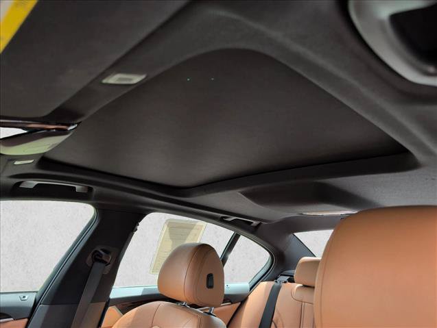 Used 2019 BMW 540i w/ Convenience Package RWD image 21