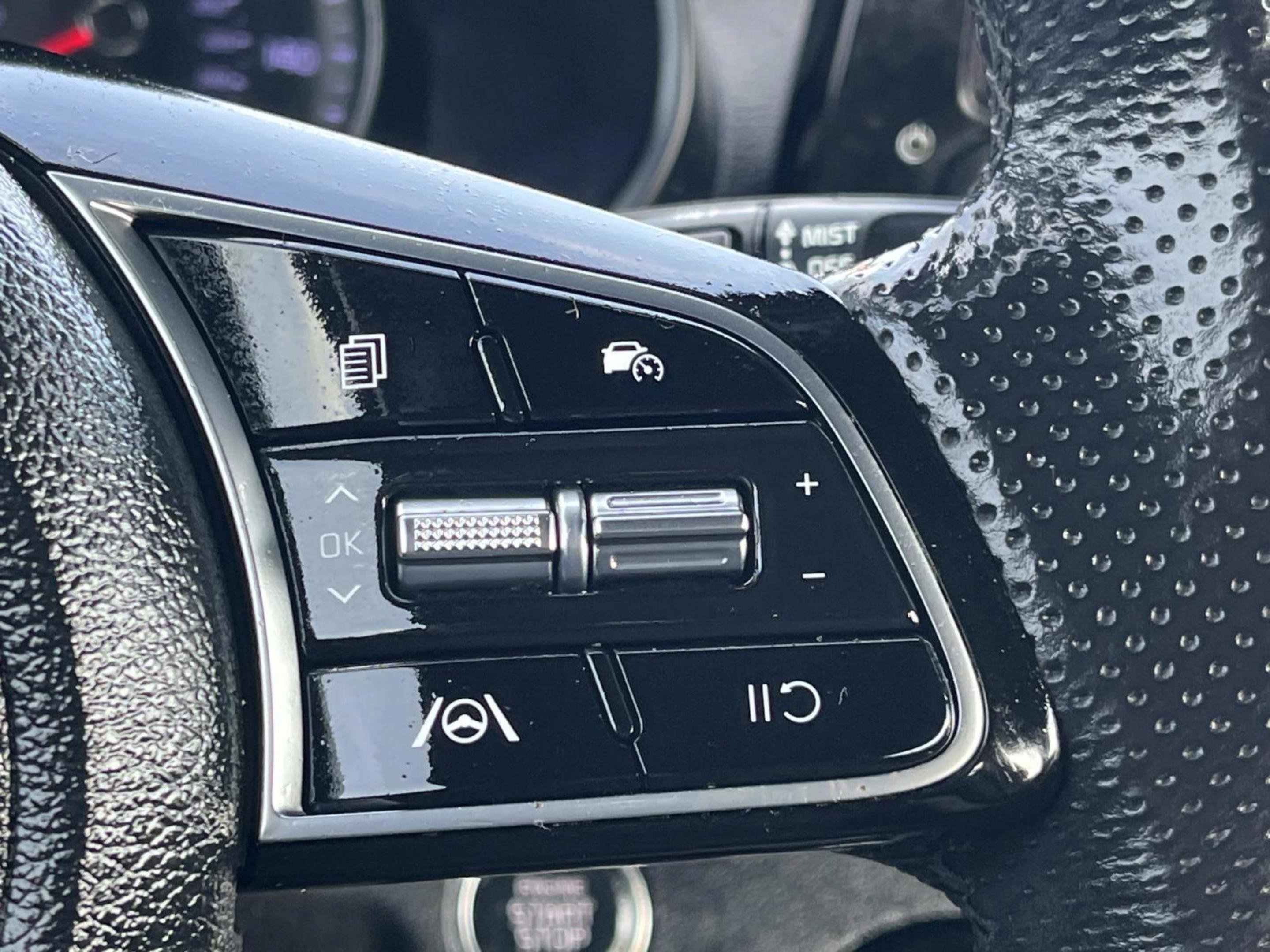 Used 2022 Kia Forte GT-Line image 25