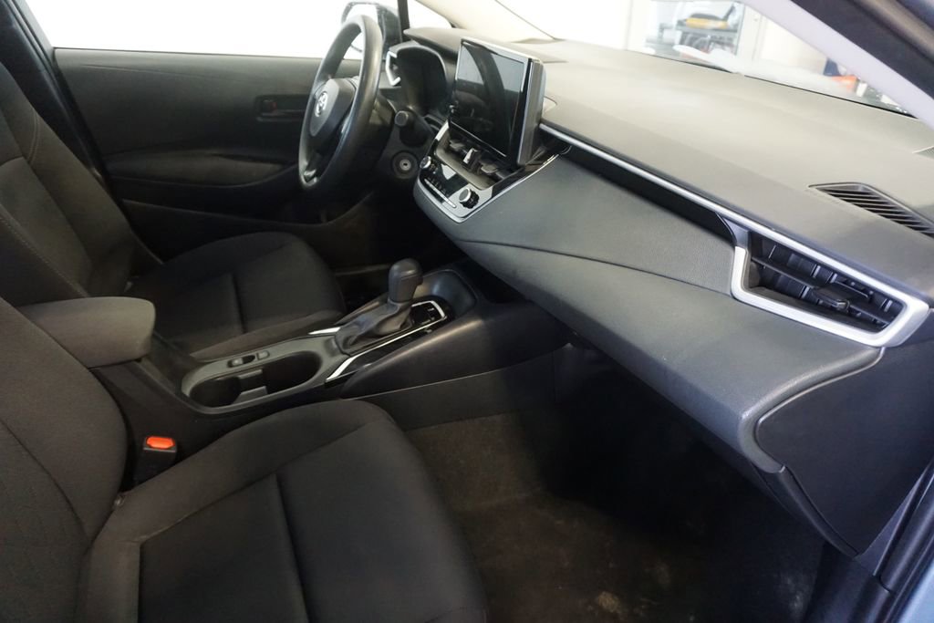 Used 2023 Toyota Corolla LE image 20