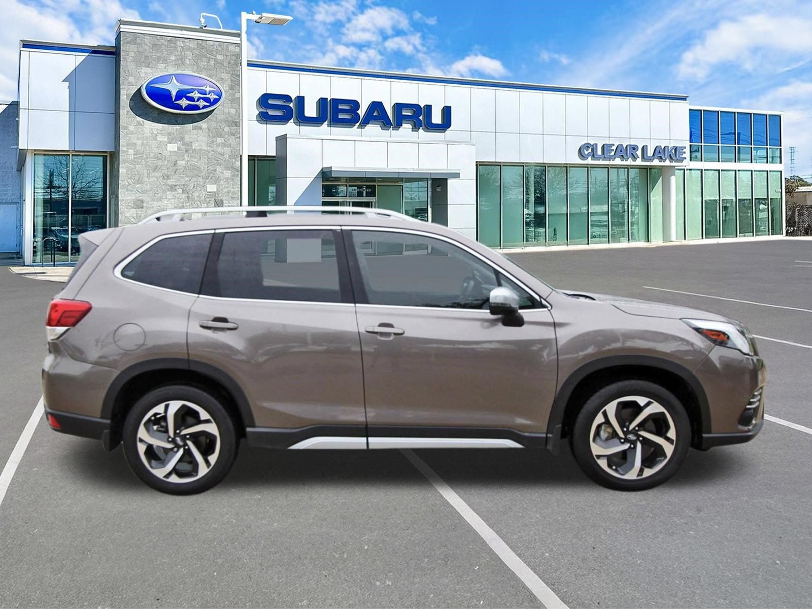 Certified 2023 Subaru Forester Touring AWD/4WD image 7