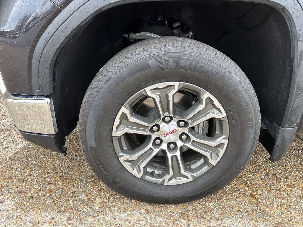 Certified 2025 GMC Sierra 1500 SLT image 33