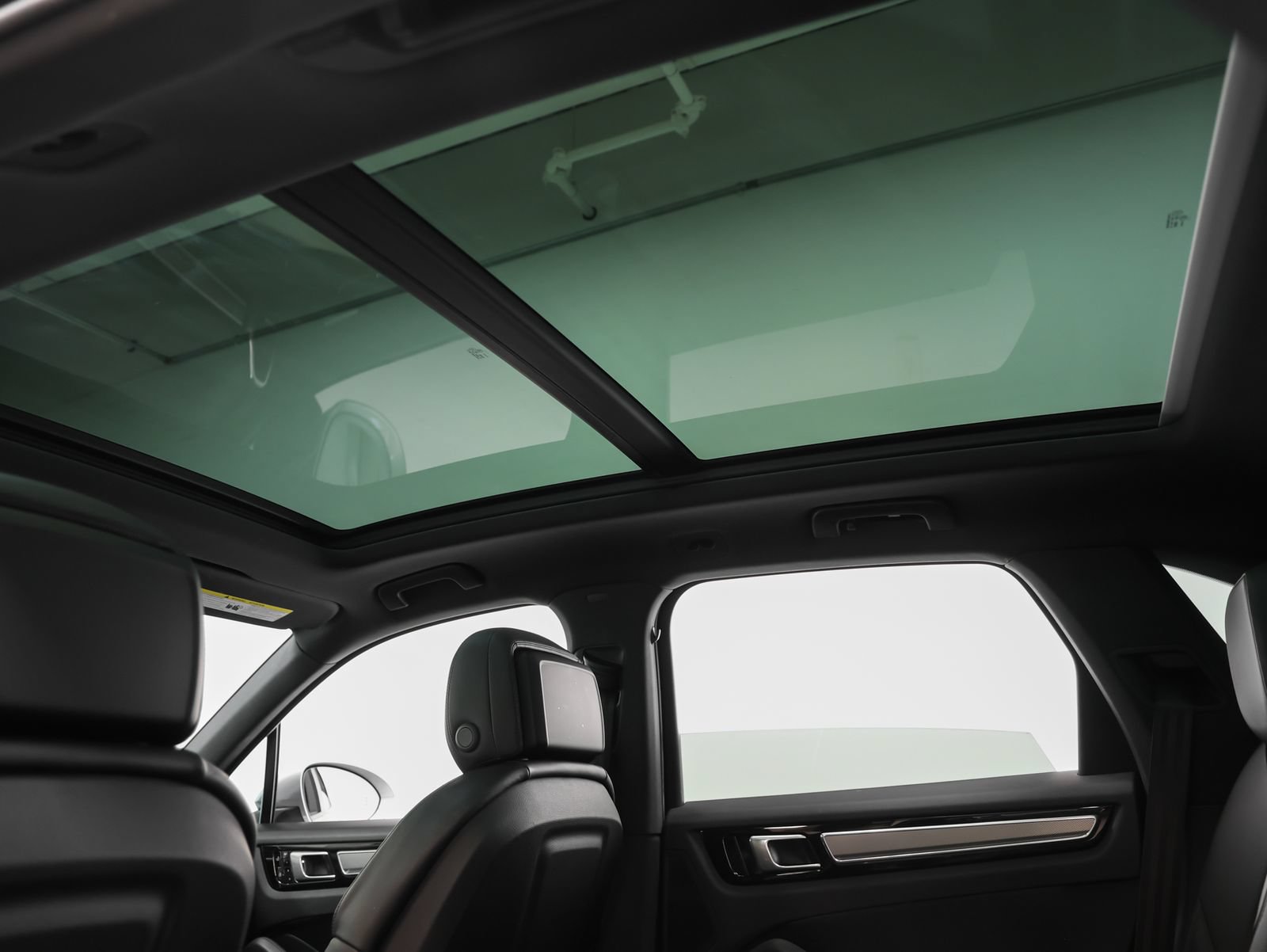 Certified 2021 Porsche Cayenne AWD/4WD image 38