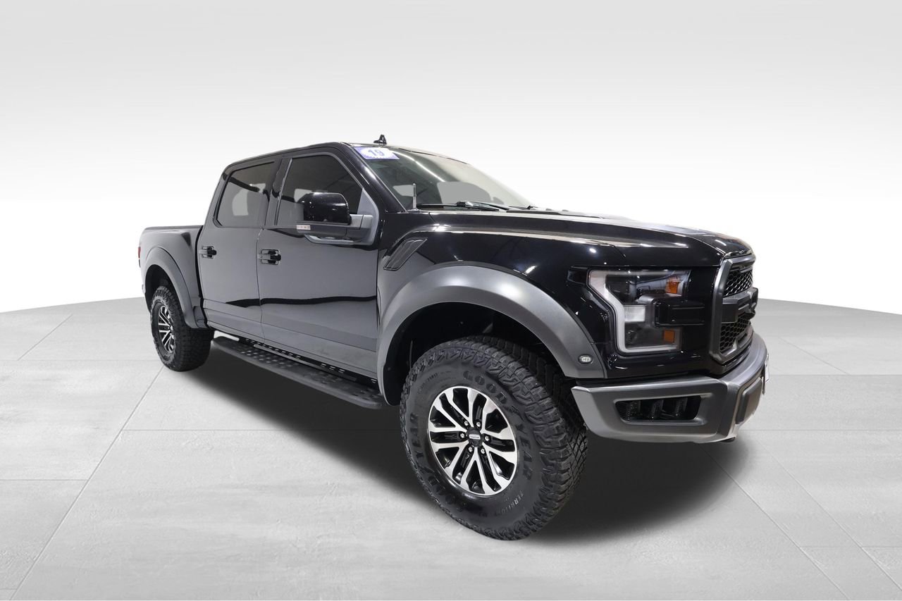 Used 2019 Ford F150 Raptor w/ Equipment Group 802A Luxury image 6