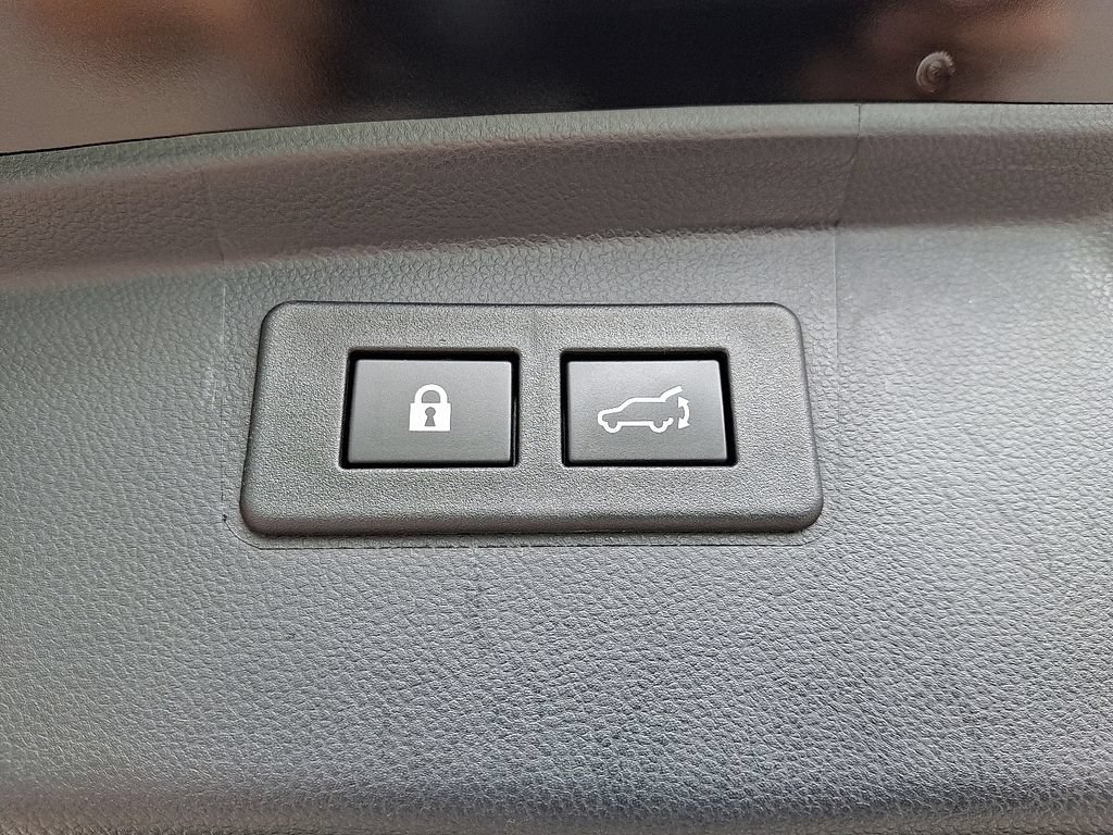 Used 2022 Subaru Outback Touring XT AWD/4WD image 33