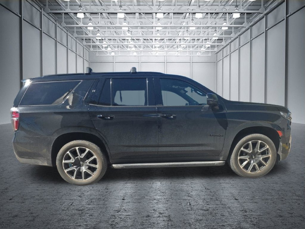 Used 2021 Chevrolet Tahoe RST w/ Luxury Package AWD/4WD image 9