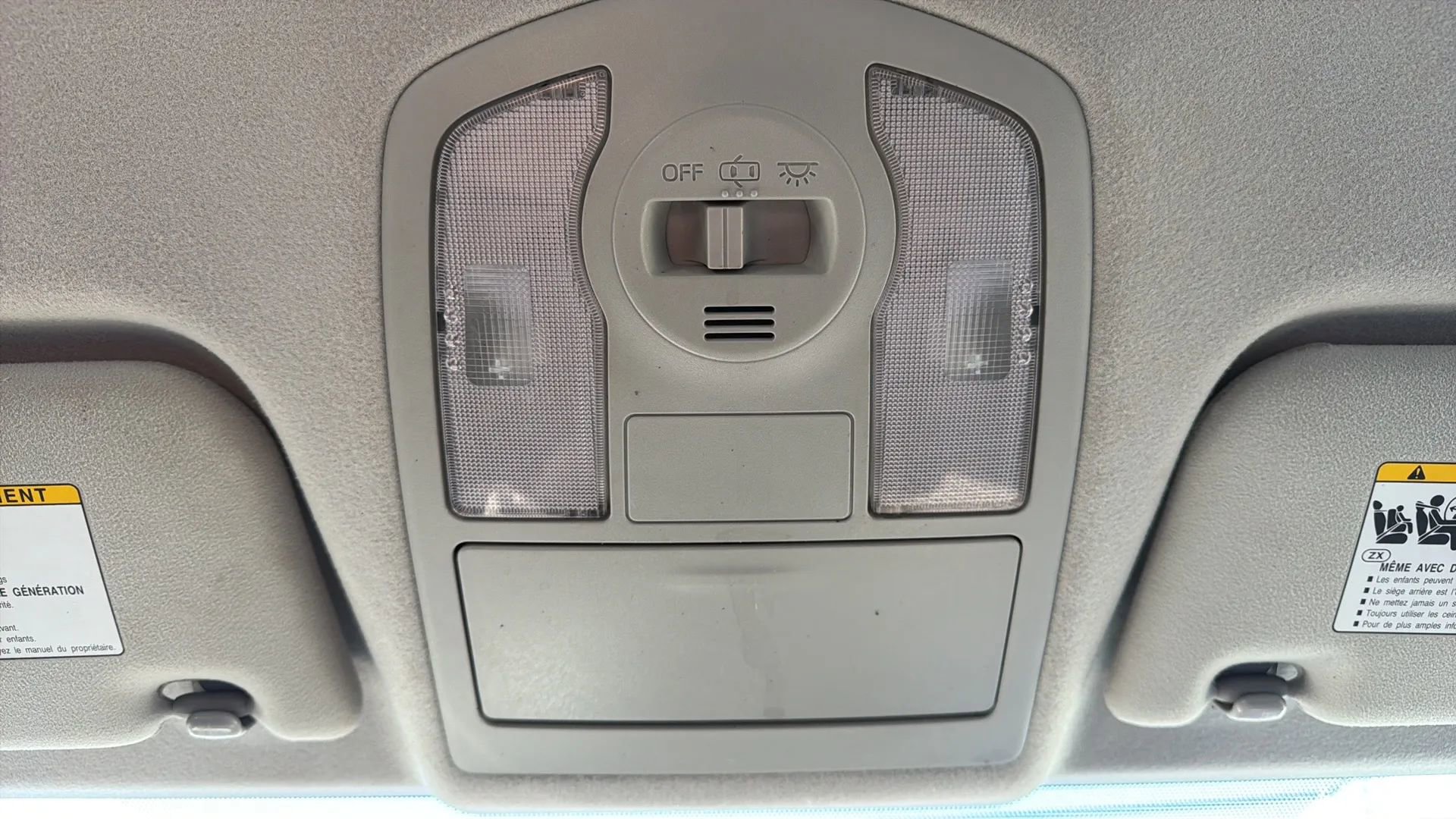 Used 2017 Toyota Prius V Three w/ Carpet Mat Package FWD image 21