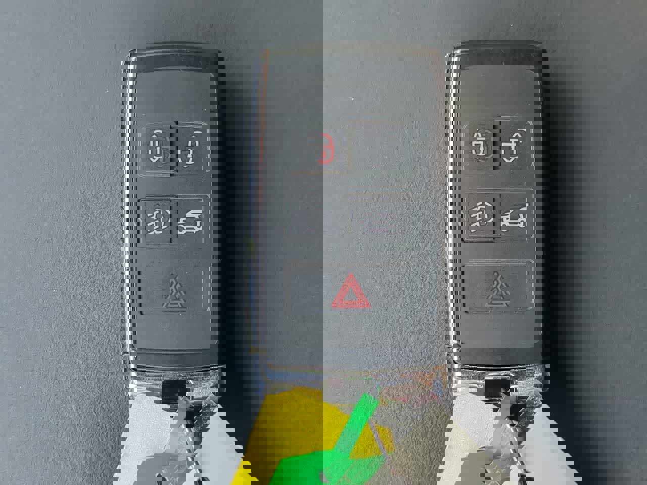 Used 2025 Land Rover Discovery Dynamic SE AWD/4WD image 37