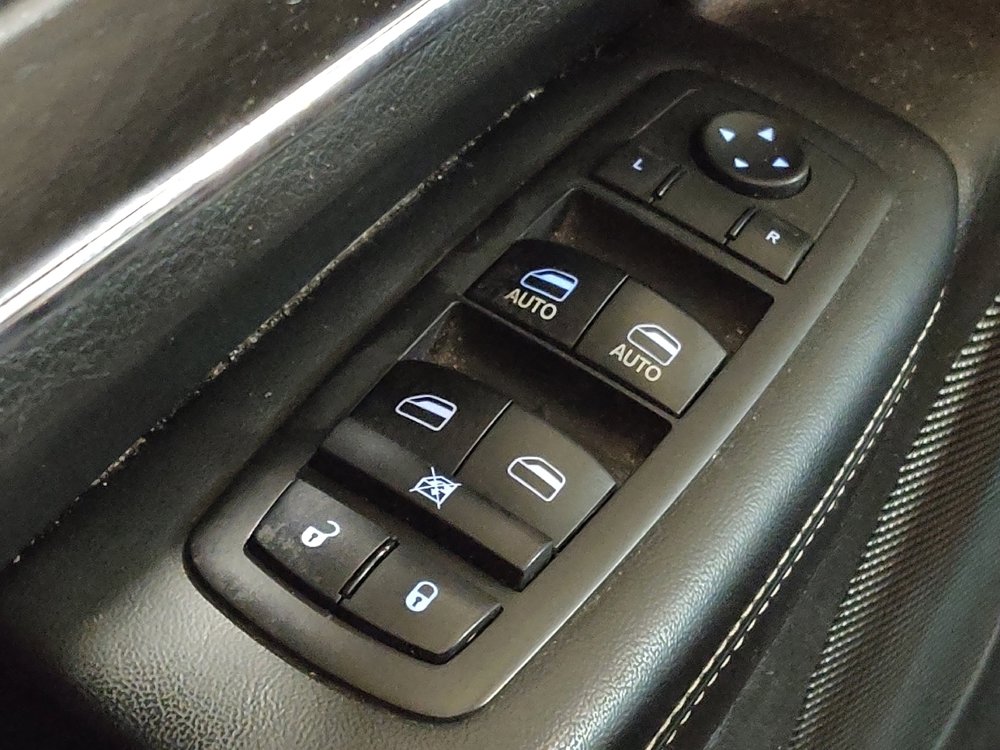 Used 2017 Jeep Grand Cherokee Limited w/ Luxury Group II AWD/4WD image 27