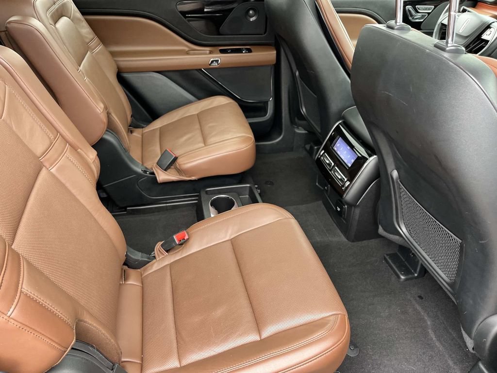 Used 2024 Lincoln Aviator Reserve w/ Equipment Group 201A AWD/4WD image 25