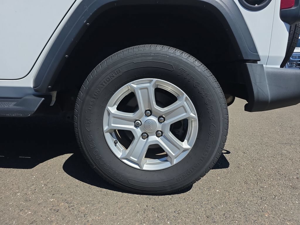 Used 2018 Jeep Wrangler Unlimited Sport S AWD/4WD image 13