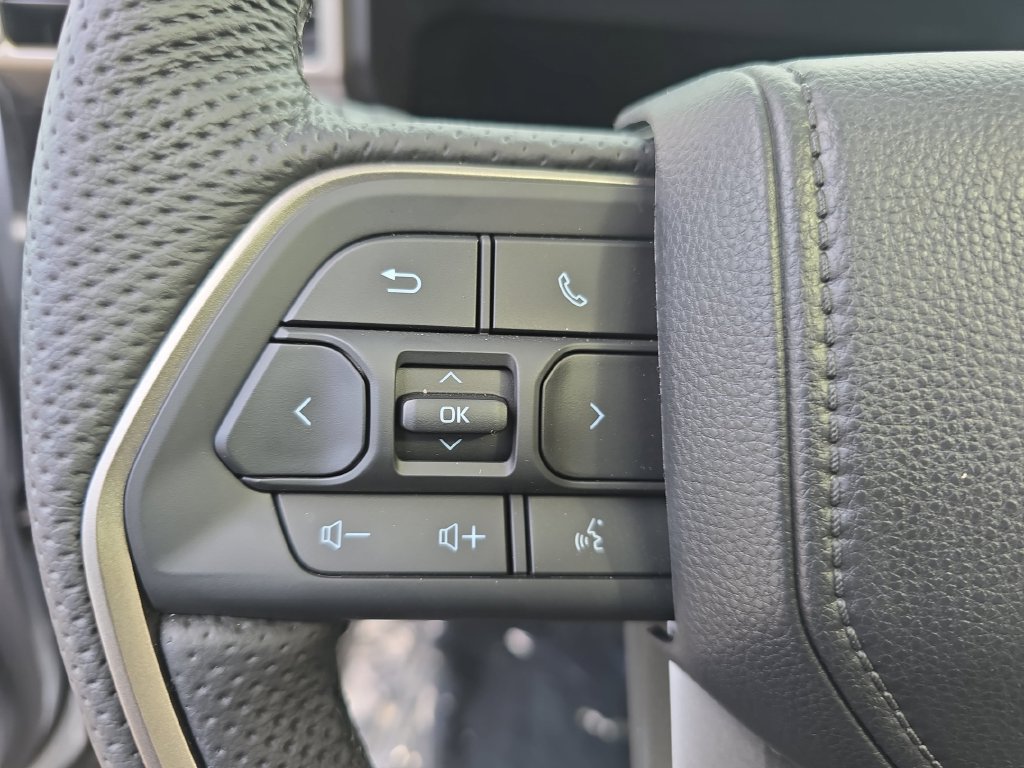 Used 2026 Toyota Tacoma TRD Off-Road w/ TRD Off Road Premium Package AWD/4WD image 18