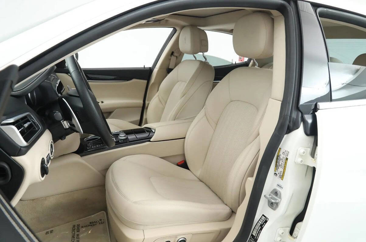 Used 2022 Maserati Ghibli Modena RWD image 10