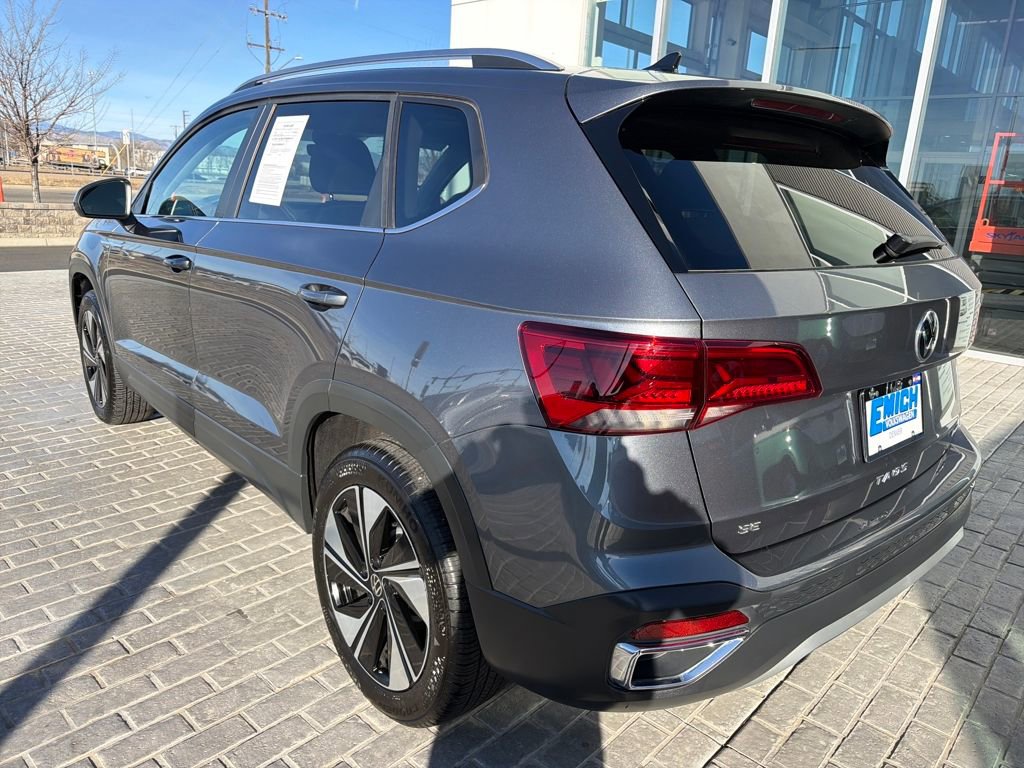 Certified 2023 Volkswagen Taos SE w/ Panoramic Sunroof Package image 5