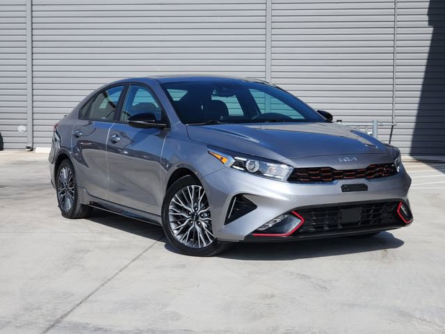 Used 2023 Kia Forte GT-Line w/ GT-Line Premium Package FWD image 2