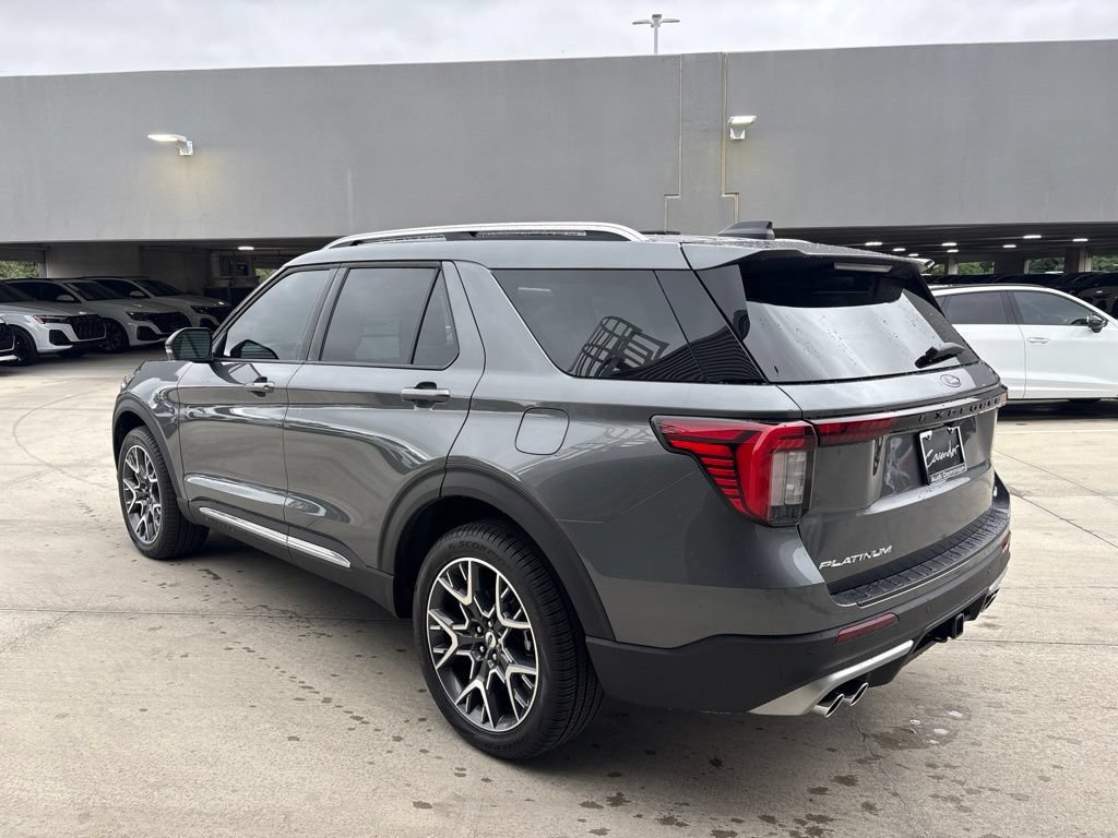 Used 2025 Ford Explorer Platinum w/ Ultimate Package AWD/4WD image 8
