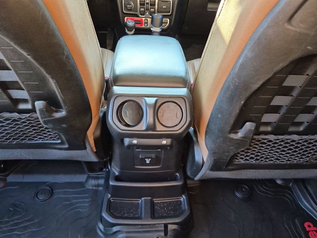 Used 2021 Jeep Wrangler Unlimited Rubicon AWD/4WD image 35