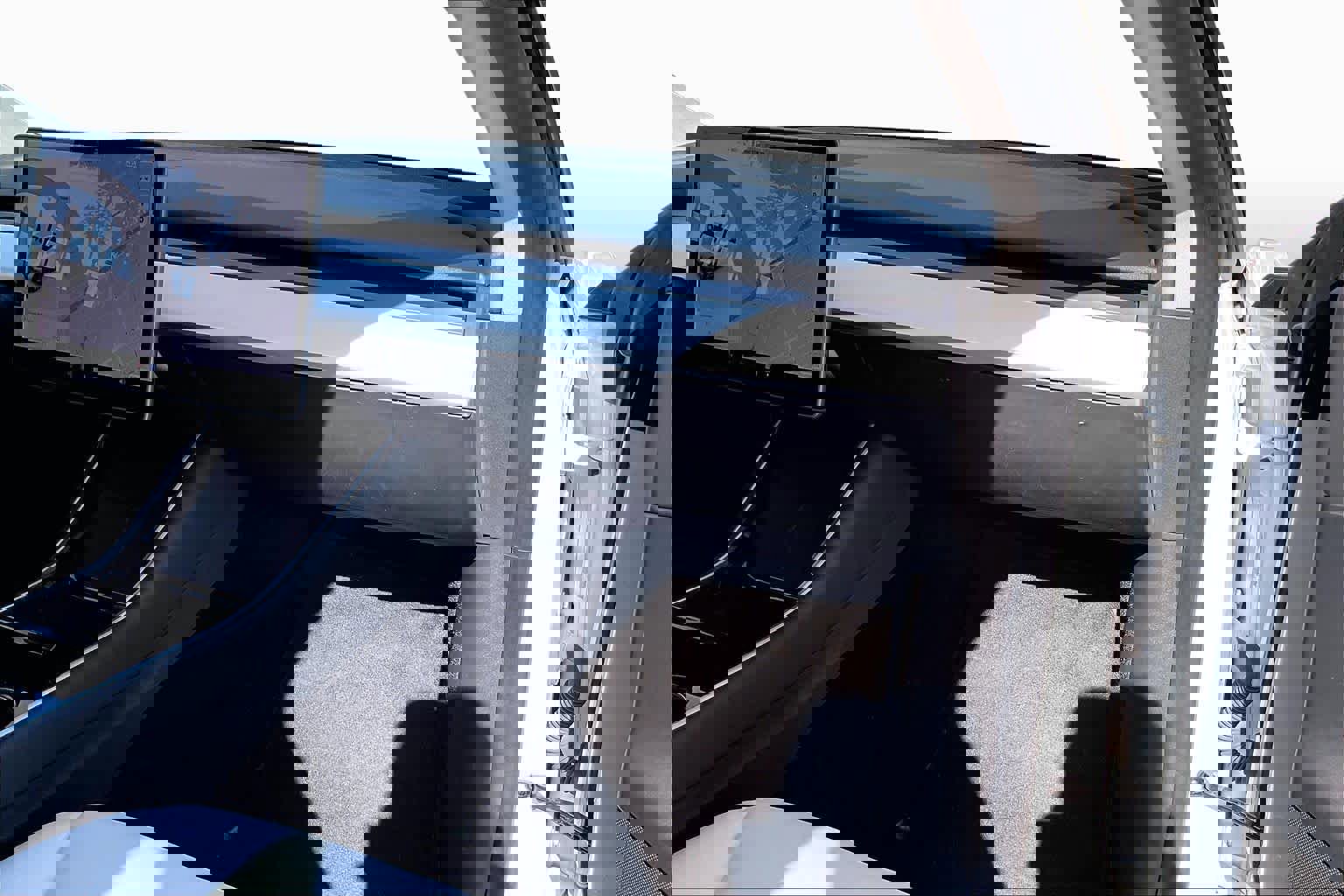 Used 2021 Tesla Model Y Long Range image 19