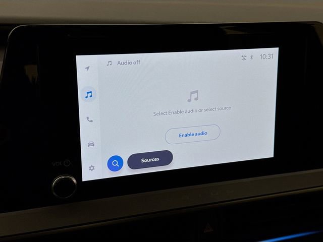 Used 2025 Toyota Prius XLE image 15