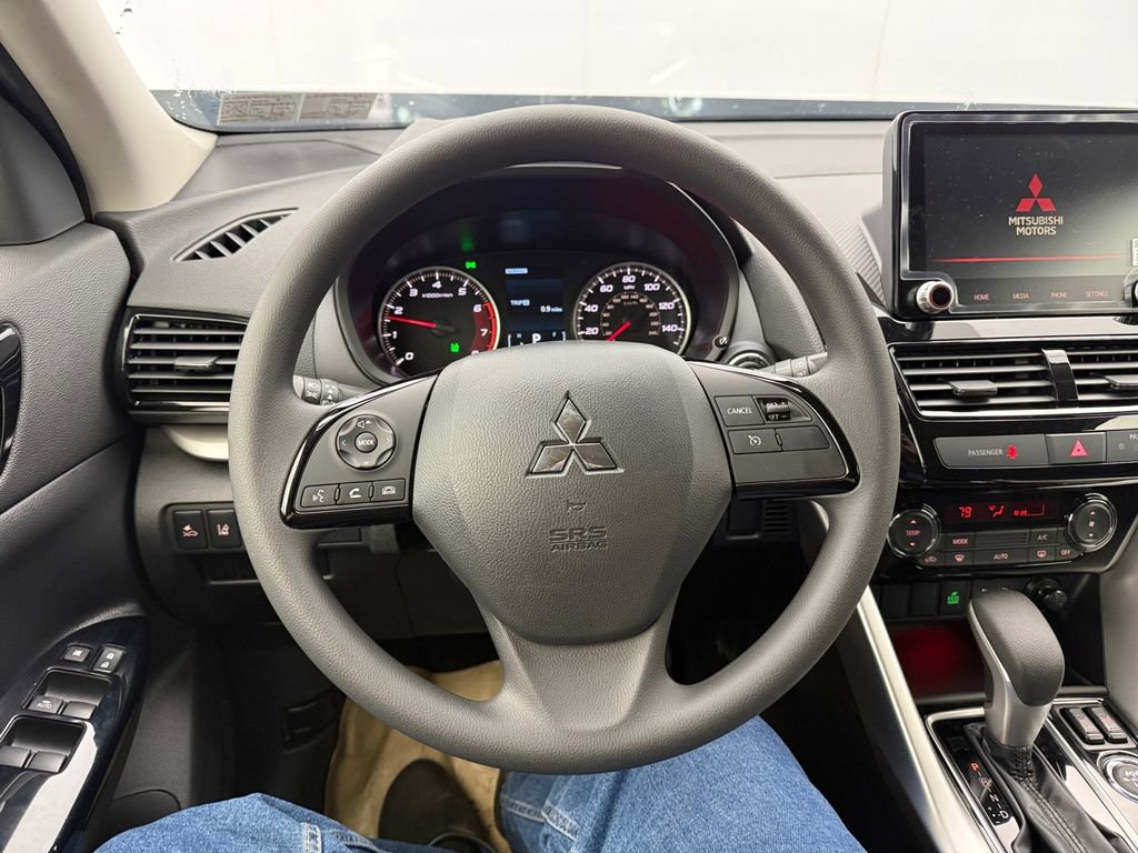 New 2026 Mitsubishi Eclipse Cross LE image 15