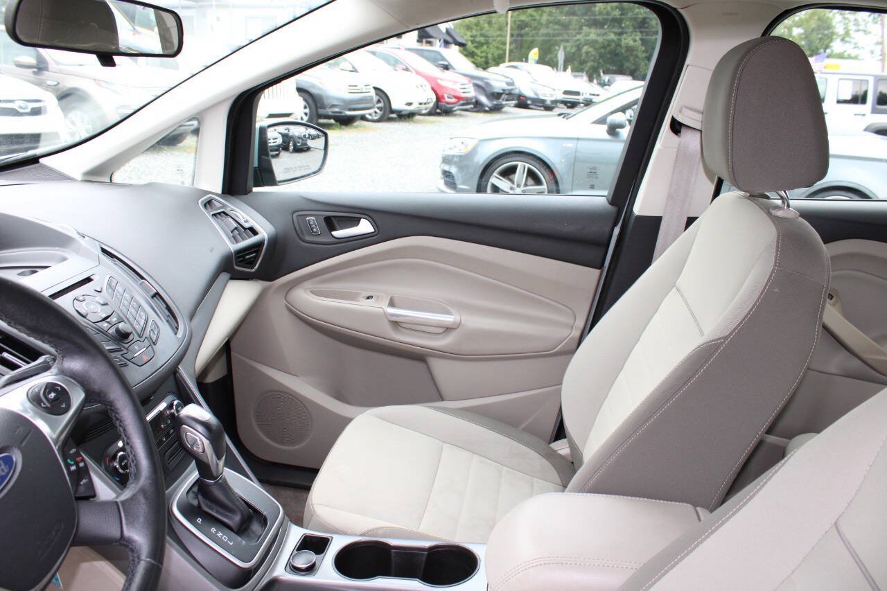 Used 2013 Ford C-MAX SE FWD image 14