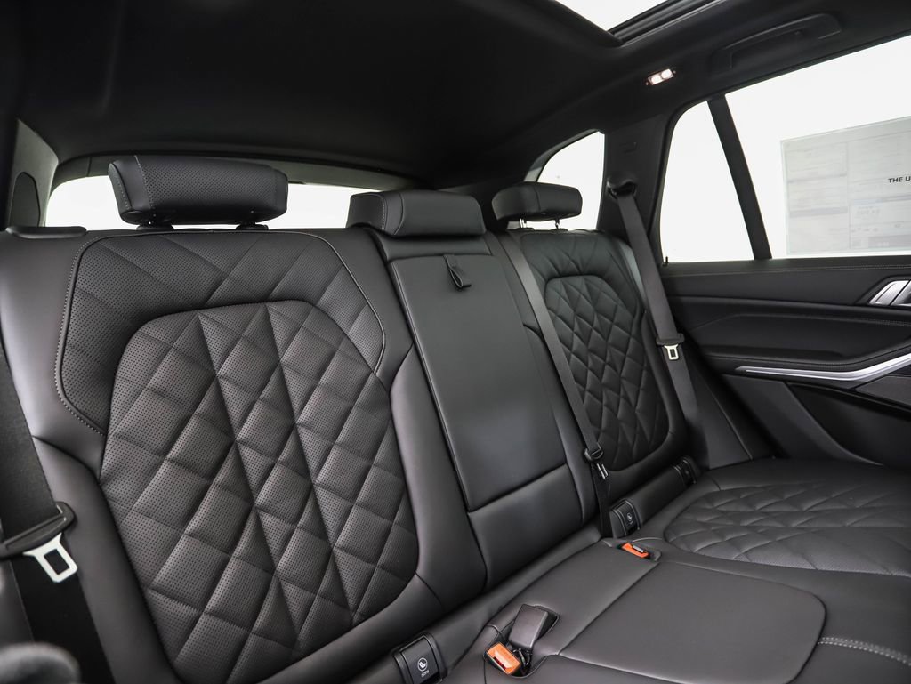 New 2026 BMW X5 xDrive40i w/ M Sport Package image 28