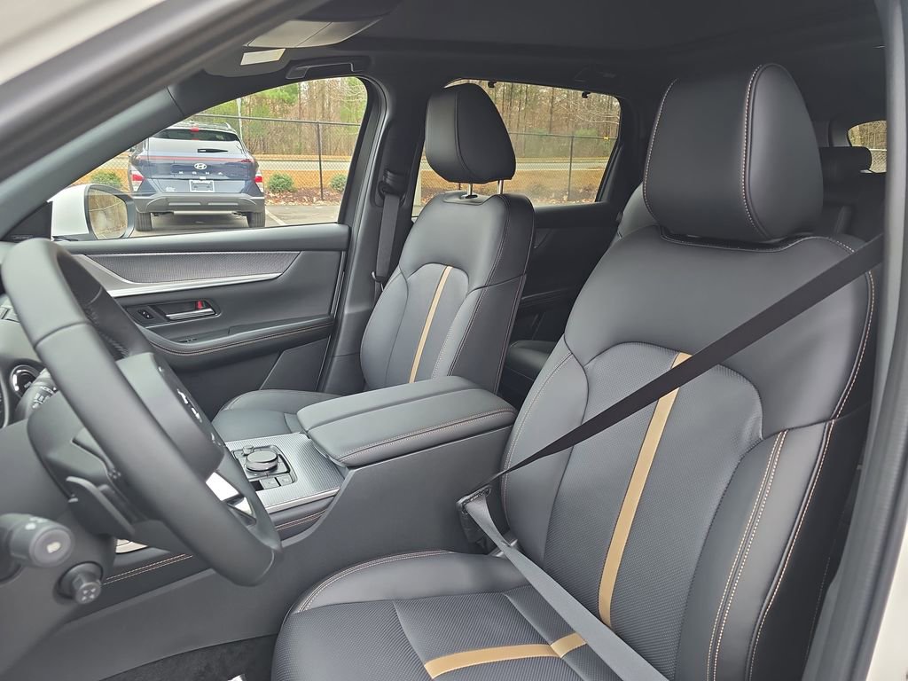 New 2026 MAZDA CX-90 Plug-In Hybrid w/ Premium Plus image 16