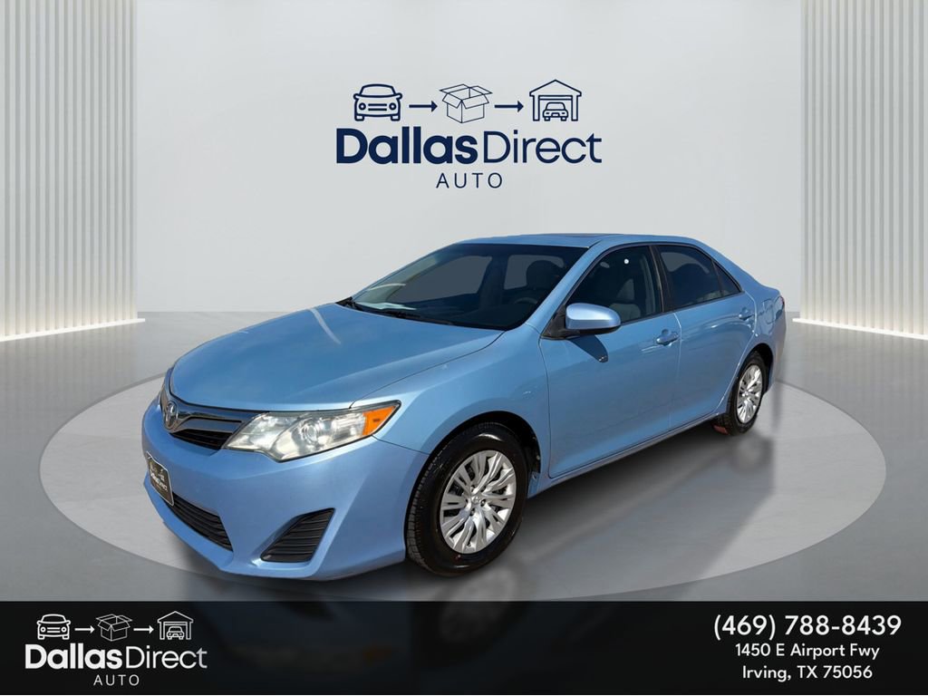 Used 2013 Toyota Camry LE image 1