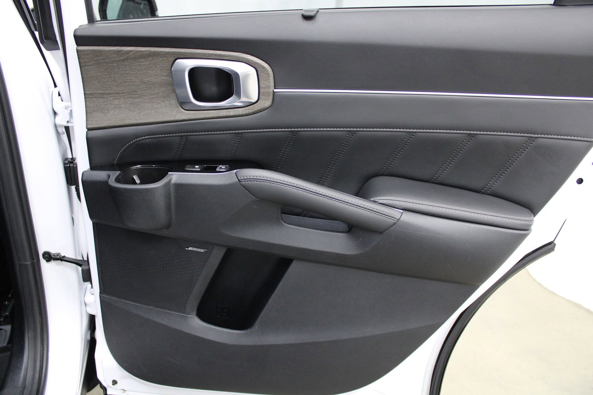 Used 2023 Kia Sorento SX Prestige AWD/4WD image 29