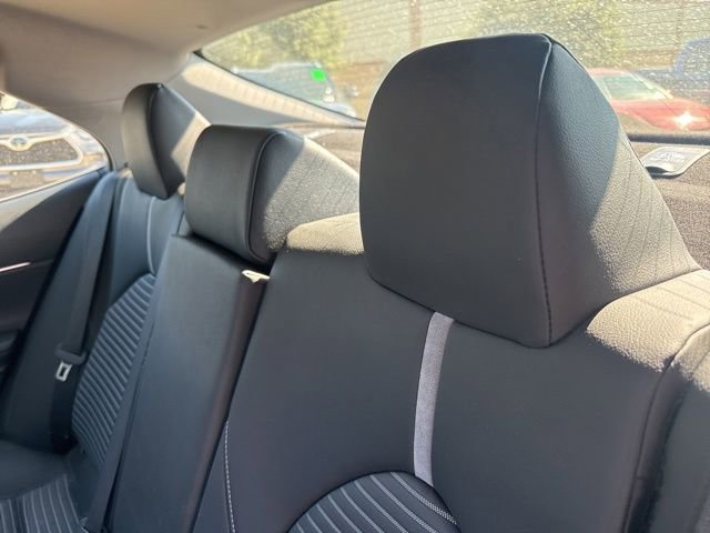 Used 2018 Toyota Camry SE w/ Convenience Package FWD image 8