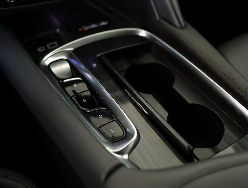 Used 2022 Buick Enclave Essence w/ Sport Touring Edition image 20