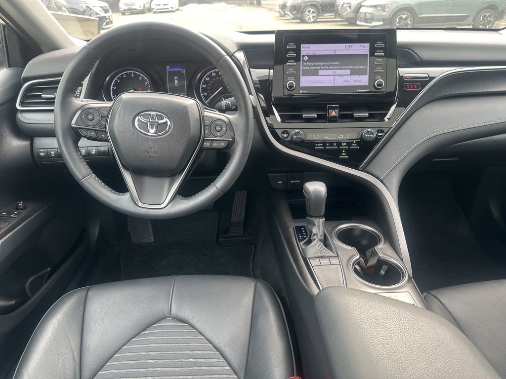 Used 2023 Toyota Camry SE w/ Cold Weather Package image 28