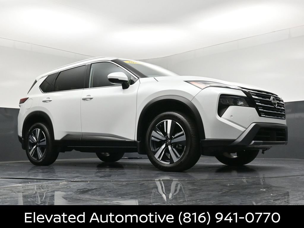 Certified 2025 Nissan Rogue SL AWD/4WD image 29