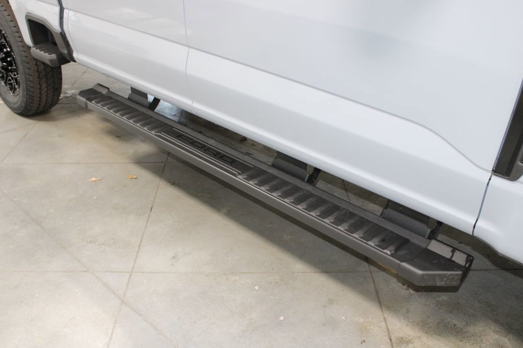 New 2026 Ford F250 Lariat w/ Black Appearance Package image 12