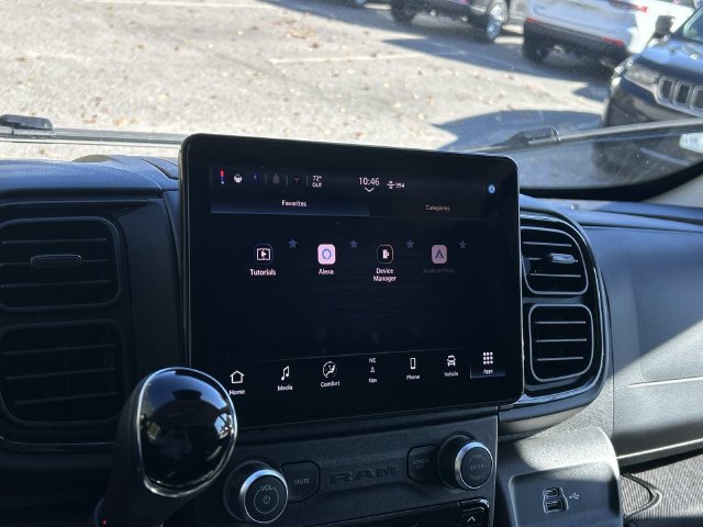 New 2026 RAM ProMaster 3500 w/ Premium Convenience Group FWD image 14