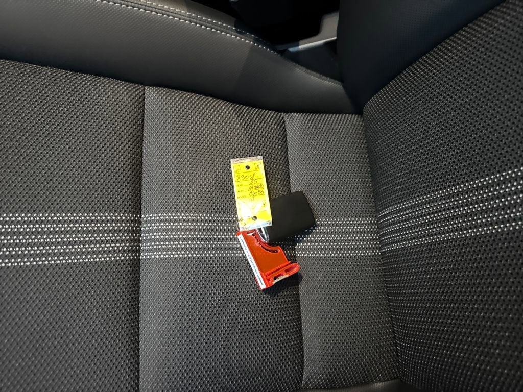 Used 2025 MAZDA CX-50 2.5 Hybrid w/ Preferred Pkg image 28