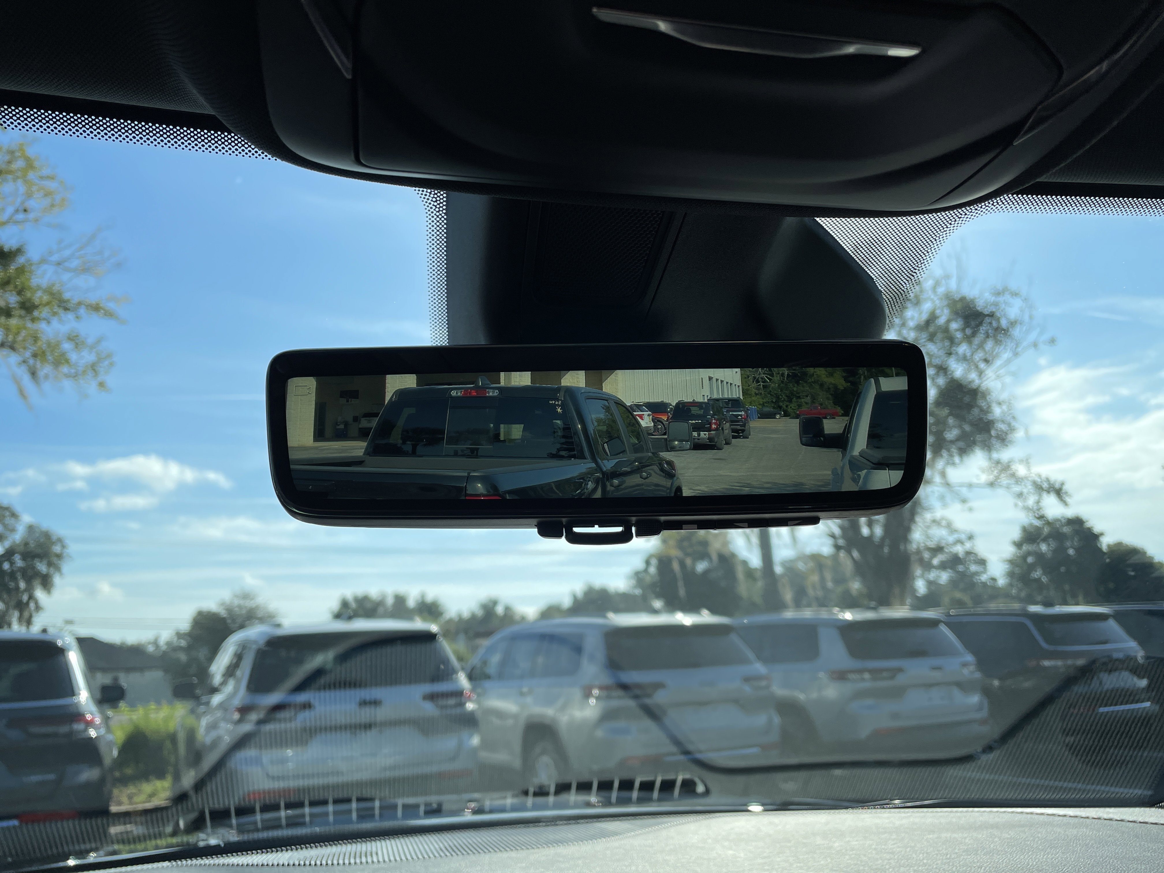 New 2025 Jeep Grand Cherokee Limited w/ Luxury Tech Group II image 35