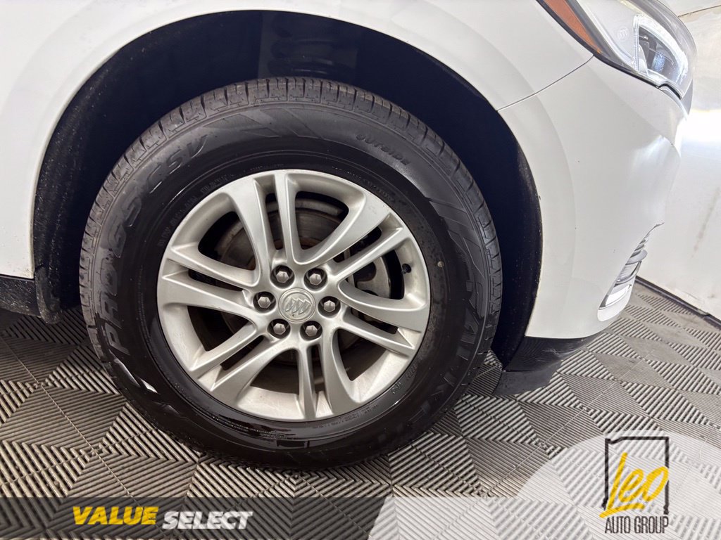 Used 2019 Buick Enclave Essence FWD image 24