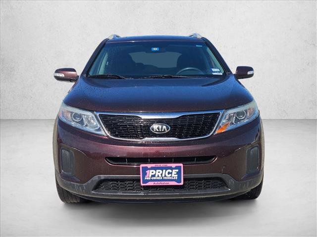 Used 2015 Kia Sorento LX image 2
