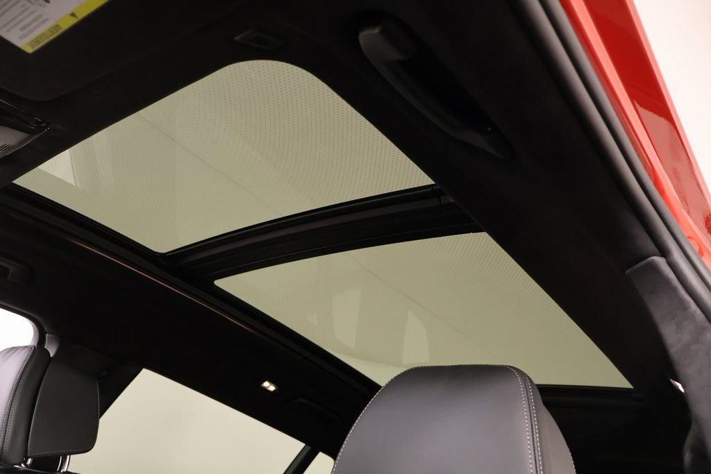 New 2026 BMW X7 M60i AWD/4WD image 16