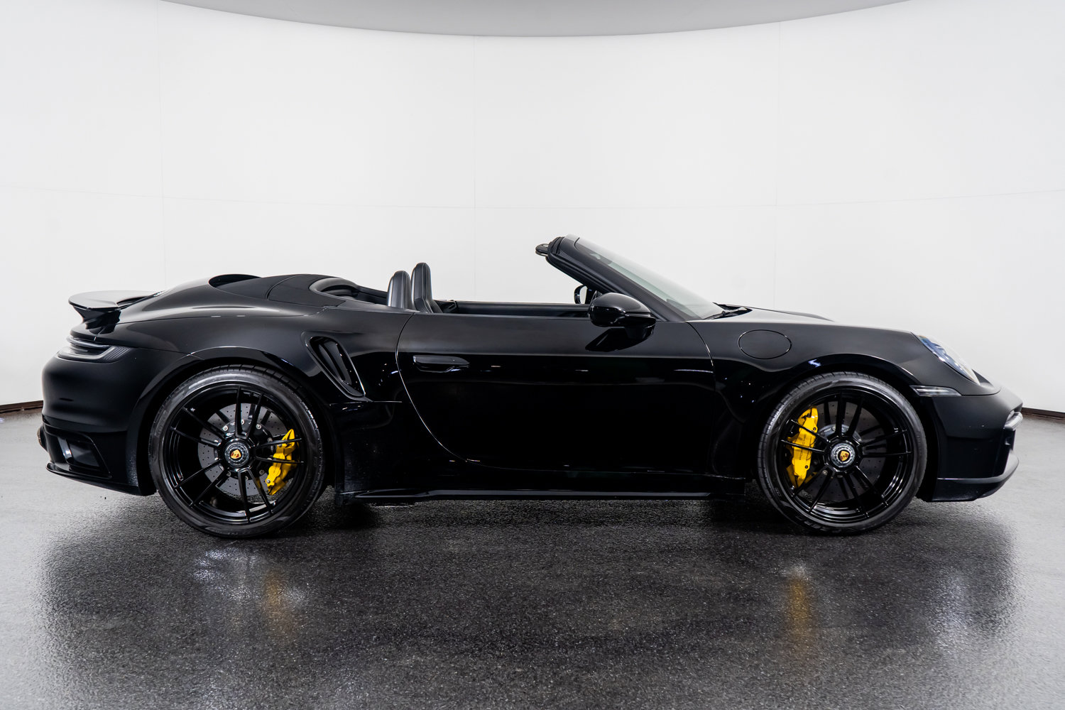 Used 2021 Porsche 911 Turbo S image 6